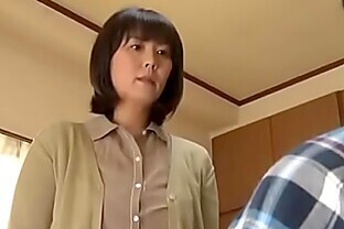 Bibi saya tahu apa yang terjadi lalu dia mencariku